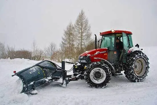 Best-Lawn-Tractor-For-Snow-Removal-2 Best Lawn Tractor For Snow Removal