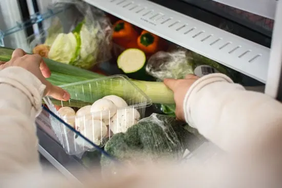 Mushrooms in fridge - How Long Do Mushrooms Last