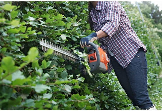 Best Hedge Trimmer Consumer Reports Husqvarna 122HD60 21.7cc Gas 23.7 in Dual Action Hedge Trimmer 3
