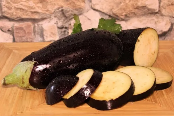 What Does The Inside Of An Eggplant Look Like 2