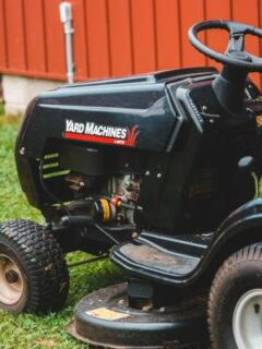 Black lawn mower—best zero turn mower tires for hills