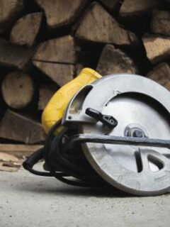 A circular saw—what size inverter to run circular saw