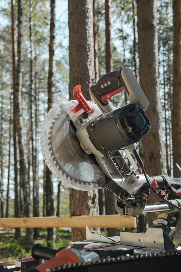 Miter saw—how to cut a 22.5 degree angle on a miter saw