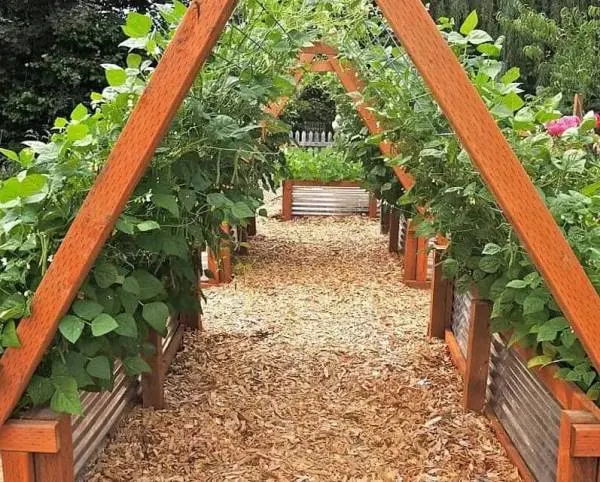Raised Garden Bed Arbor Easy DIY Raised Garden Bed Ideas
